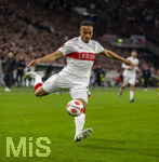 04.04.2026, Fussball 1. Bundesliga 2025/2026, 28.Spieltag, VfB Stuttgart - Borussia Dortmund, in der MHP-Arena Stuttgart, Jamie Leweling (Stuttgart) am Ball 