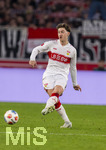 04.04.2026, Fussball 1. Bundesliga 2025/2026, 28.Spieltag, VfB Stuttgart - Borussia Dortmund, in der MHP-Arena Stuttgart, Angelo Stiller (Stuttgart) am Ball 