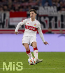 04.04.2026, Fussball 1. Bundesliga 2025/2026, 28.Spieltag, VfB Stuttgart - Borussia Dortmund, in der MHP-Arena Stuttgart, Angelo Stiller (Stuttgart) am Ball 