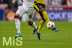 04.04.2026, Fussball 1. Bundesliga 2025/2026, 28.Spieltag, VfB Stuttgart - Borussia Dortmund, in der MHP-Arena Stuttgart, Zweikampf im Detail,  