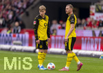 04.04.2026, Fussball 1. Bundesliga 2025/2026, 28.Spieltag, VfB Stuttgart - Borussia Dortmund, in der MHP-Arena Stuttgart, v.li: Daniel Svensson (Borussia Dortmund) und Julian Ryerson (Borussia Dortmund) beim Freistoss.