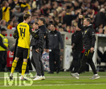 04.04.2026, Fussball 1. Bundesliga 2025/2026, 28.Spieltag, VfB Stuttgart - Borussia Dortmund, in der MHP-Arena Stuttgart, Maximilian Beier (Borussia Dortmund) und Trainer Niko Kovac (Borussia Dortmund) jubeln