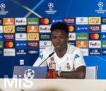 06.04.2026,  Fussball UEFA Championsleague 2025/2026: Vor dem Viertelfinale, Real Madrid - FC Bayern München, Am Vortag des Spieles Pressekonferenz von Real Madrid im Estadio Bernabeu in Madrid (Spanien),  Vinicius Junior (Real Madrid) vor den Journalisten
  
