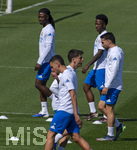 06.04.2026,  Fussball UEFA Championsleague 2025/2026: Vor dem Viertelfinale, Real Madrid - FC Bayern München, Am Vortag des Spieles Trainingsession Real Madrid in Madrid (Spanien), v.lI: Eduardo Camavinga (Real Madrid), Vinicius Junior (Real Madrid) 
