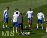 06.04.2026,  Fussball UEFA Championsleague 2025/2026: Vor dem Viertelfinale, Real Madrid - FC Bayern München, Am Vortag des Spieles Trainingsession Real Madrid in Madrid (Spanien), v.li: Gonzalo Garcia (Real Madrid), Dean Huijsen  (Real Madrid), Dani Ceballos (Real Madrid), 