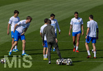 06.04.2026,  Fussball UEFA Championsleague 2025/2026: Vor dem Viertelfinale, Real Madrid - FC Bayern München, Am Vortag des Spieles Trainingsession Real Madrid in Madrid (Spanien), v.li: Gonzalo Garcia (Real Madrid), Dean Huijsen (Real Madrid), Dani Ceballos (Real Madrid), 