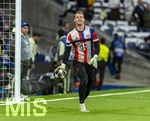 07.04.2026, Fussball UEFA Championsleague 2025/2026: Viertelfinale, Real Madrid - FC Bayern München, im Estadio Bernabeu in Madrid (Spanien),  Torwart Manuel Neuer (FC Bayern München) beim Aufwärmen 
  
