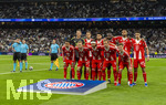 07.04.2026, Fussball UEFA Championsleague 2025/2026: Viertelfinale, Real Madrid - FC Bayern München, im Estadio Bernabeu in Madrid (Spanien),  Mannschaftsfoto FC Bayern mit Torwart Manuel Neuer (FC Bayern München), Aleksandar Pavlovic (Bayern München) , Luis Diaz (FC Bayern München), Dayot Upamecano (FC Bayern München), Jonathan Tah (FC Bayern München), Aleksandar Pavlovic (Bayern München)  vorne: Michael Olise (FC Bayern München), Konrad Laimer (FC Bayern München), Serge Gnabry (FC Bayern München), Harry Kane (FC Bayern München), Joshua Kimmich (FC Bayern München) 
  
