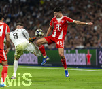 07.04.2026, Fussball UEFA Championsleague 2025/2026: Viertelfinale, Real Madrid - FC Bayern München, im Estadio Bernabeu in Madrid (Spanien),  v.li: Federico Valverde (Real Madrid) gegen Aleksandar Pavlovic (Bayern München)  
  
