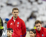 07.04.2026, Fussball UEFA Championsleague 2025/2026: Viertelfinale, Real Madrid - FC Bayern München, im Estadio Bernabeu in Madrid (Spanien),  v.lI. Josip Stanisic (Bayern München), Joshua Kimmich (FC Bayern München) 
  
