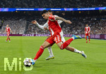 07.04.2026, Fussball UEFA Championsleague 2025/2026: Viertelfinale, Real Madrid - FC Bayern München, im Estadio Bernabeu in Madrid (Spanien),  Luis Diaz (FC Bayern München) 
  

