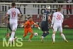 10.04.2026, Fussball 1. Bundesliga 2025/2026, 29.Spieltag, FC Augsburg - TSG 1899 Hoffenheim, in der WWK-Arena Augsburg. Torwart Oliver Baumann (TSG 1899 Hoffenheim) 
 


