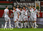 10.04.2026, Fussball 1. Bundesliga 2025/2026, 29.Spieltag, FC Augsburg - TSG 1899 Hoffenheim, in der WWK-Arena Augsburg. Torjubel um den Torschützen Alexis Julian Claude-Maurice (FC Augsburg) 
 

