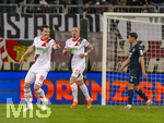 10.04.2026, Fussball 1. Bundesliga 2025/2026, 29.Spieltag, FC Augsburg - TSG 1899 Hoffenheim, in der WWK-Arena Augsburg. Torjubel Michael Gregoritsch (li, Augsburg) 