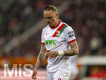 10.04.2026, Fussball 1. Bundesliga 2025/2026, 29.Spieltag, FC Augsburg - TSG 1899 Hoffenheim, in der WWK-Arena Augsburg. Marius Wolf (FC Augsburg) nachdenklich 