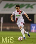 10.04.2026, Fussball 1. Bundesliga 2025/2026, 29.Spieltag, FC Augsburg - TSG 1899 Hoffenheim, in der WWK-Arena Augsburg. Fabian Rieder (FC Augsburg) am Ball 