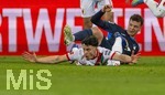 10.04.2026, Fussball 1. Bundesliga 2025/2026, 29.Spieltag, FC Augsburg - TSG 1899 Hoffenheim, in der WWK-Arena Augsburg. Fabian Rieder (FC Augsburg) am Boden.