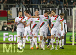 10.04.2026, Fussball 1. Bundesliga 2025/2026, 29.Spieltag, FC Augsburg - TSG 1899 Hoffenheim, in der WWK-Arena Augsburg. Torjubel, Jeffrey Gouweleeuw (FC Augsburg), Michael Gregoritsch (Augsburg), Marius Wolf (FC Augsburg), Cedric Adrian Zesiger (FC Augsburg), Arthur Chaves (FC Augsburg), Alexis Julian Claude-Maurice (FC Augsburg) 