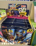 12.04.2026, Einzelhandel, ein Laden in Bad Wörishofen (Bayern) bietet Sammelhefte und Sammelbilder zur Bundesliga an, Match Attax von TOPPS.