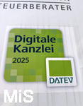 12.04.2026,  Bad Wörishofen, Schild bei einem Steuerberater weist auf die Digitale Kanzlei (DATEV-Sofware) hin.