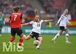 14.04.2026,  WM-Qualifikation Europa, Frauen 2026, 3.Spieltag, Deutschland - Österreich, im Max-Morlock-Stadion Nürnberg, v.l. Melanie Brunnthaler (Österreich) gegen Elisa Senß (Deutschland)  