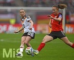 14.04.2026,  WM-Qualifikation Europa, Frauen 2026, 3.Spieltag, Deutschland - Österreich, im Max-Morlock-Stadion Nürnberg, v.l. Elisa Senß (Deutschland)  gegen Melanie Brunnthaler (Österreich) 