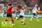 14.04.2026,  WM-Qualifikation Europa, Frauen 2026, 3.Spieltag, Deutschland - Österreich, im Max-Morlock-Stadion Nürnberg, Elisa Senß (Deutschland)  Schuss