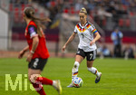 14.04.2026,  WM-Qualifikation Europa, Frauen 2026, 3.Spieltag, Deutschland - Österreich, im Max-Morlock-Stadion Nürnberg, Giulia Gwinn (Deutschland) am Ball 