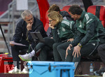 14.04.2026,  WM-Qualifikation Europa, Frauen 2026, 3.Spieltag, Deutschland - Österreich, im Max-Morlock-Stadion Nürnberg, v.li: Trainer Christian Wück (Deutschland), Co-Trainerin Maren Meinert, Co-Trainerin Saskia Bartusiak (Deutschland), Torhüterinnentrainer Michael Fuchs (Deutschland).