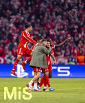 15.04.2026,  Fussball UEFA Championsleague 2025/2026: Viertelfinale Rückspiel,  FC Bayern München - Real Madrid, in der Allianz-Arena München, Torjubel v.li: Michael Olise (FC Bayern München), Jonathan Tah (FC Bayern München), Josip Stanisic (Bayern München), Luis Diaz (FC Bayern München), Dayot Upamecano (FC Bayern München), 