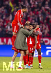 15.04.2026,  Fussball UEFA Championsleague 2025/2026: Viertelfinale Rückspiel,  FC Bayern München - Real Madrid, in der Allianz-Arena München, Torjubel v.li: Michael Olise (FC Bayern München), Jonathan Tah (FC Bayern München), Josip Stanisic (Bayern München), Luis Diaz (FC Bayern München), Dayot Upamecano (FC Bayern München), 
