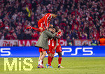 15.04.2026,  Fussball UEFA Championsleague 2025/2026: Viertelfinale Rückspiel,  FC Bayern München - Real Madrid, in der Allianz-Arena München, Torjubel v.li: Michael Olise (FC Bayern München), Jonathan Tah (FC Bayern München), Josip Stanisic (Bayern München), Luis Diaz (FC Bayern München), Dayot Upamecano (FC Bayern München), 