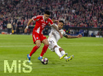 15.04.2026,  Fussball UEFA Championsleague 2025/2026: Viertelfinale Rückspiel,  FC Bayern München - Real Madrid, in der Allianz-Arena München, v.li:  Luis Diaz (FC Bayern München) gegen Eder Militao (Real Madrid) 