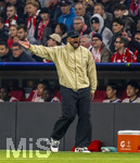15.04.2026,  Fussball UEFA Championsleague 2025/2026: Viertelfinale Rückspiel,  FC Bayern München - Real Madrid, in der Allianz-Arena München, Trainer Vincent Kompany (FC Bayern München) in Rage.