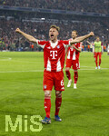 15.04.2026,  Fussball UEFA Championsleague 2025/2026: Viertelfinale Rückspiel,  FC Bayern München - Real Madrid, in der Allianz-Arena München, Schlussjubel nach dem Sieg,  Joshua Kimmich (FC Bayern München), Harry Kane (FC Bayern München)  