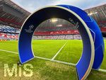 15.04.2026,  Fussball UEFA Championsleague 2025/2026: Viertelfinale Rückspiel,  FC Bayern München - Real Madrid, in der Allianz-Arena München, Das Champions-League-Gate durch das die Mannschaften auf den Platz laufen. 