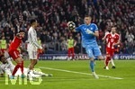 15.04.2026,  Fussball UEFA Championsleague 2025/2026: Viertelfinale Rückspiel,  FC Bayern München - Real Madrid, in der Allianz-Arena München, re: Torwart Andriy Lunin (Real Madrid) 