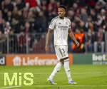 15.04.2026,  Fussball UEFA Championsleague 2025/2026: Viertelfinale Rückspiel,  FC Bayern München - Real Madrid, in der Allianz-Arena München, Eder Militao (Real Madrid) nachdenklich 
