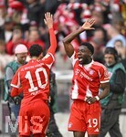 19.04.2026, Fussball Bundesliga 2025/2026, 30.Spieltag, FC Bayern München - VfB Stuttgart, in der Allianz-Arena München,   
Torjubel v.l.Jamal Musiala (Bayern München) und Alphonso Davies (FC Bayern München) 

