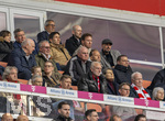 19.04.2026, Fussball Bundesliga 2025/2026, 30.Spieltag, FC Bayern München - VfB Stuttgart, in der Allianz-Arena München, Ehrentribüne, mit: Dieter Hoeness, Ex-Vorstandsvorsitzender Karl-Heinz Rummenigge (FC Bayern München), Ehren-Präsident Uli Hoeneß (FC Bayern München, Hoeness), ROUVEN KASPER (VORSTAND MARKETING UND VERTRIEB, FCB), Sportvorstand Max Eberl (Bayern München), Co-Trainer Benjamin Glück (Nationalmannschaft Deutschland), Trainer Julian Nagelsmann (Nationalmannschaft Deutschland), Antonio Di Salvo (Cheftrainer U21 Deutschland)