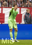 19.04.2026, Fussball Bundesliga 2025/2026, 30.Spieltag, FC Bayern München - VfB Stuttgart, in der Allianz-Arena München, Torwart Jonas Urbig (FC Bayern München) 