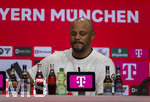 19.04.2026, Fussball Bundesliga 2025/2026, 30.Spieltag, FC Bayern München - VfB Stuttgart, in der Allianz-Arena München, Trainer Vincent Kompany (FC Bayern München) bei der Pressekonferenz