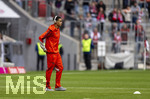 19.04.2026, Fussball Bundesliga 2025/2026, 30.Spieltag, FC Bayern München - VfB Stuttgart, in der Allianz-Arena München, Vor dem Spiel auf dem Platz, Jamal Musiala (Bayern München) mit Kopfhörer.