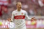 19.04.2026, Fussball Bundesliga 2025/2026, 30.Spieltag, FC Bayern München - VfB Stuttgart, in der Allianz-Arena München, Chris Führich (Stuttgart) unzufrieden