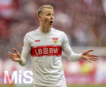 19.04.2026, Fussball Bundesliga 2025/2026, 30.Spieltag, FC Bayern München - VfB Stuttgart, in der Allianz-Arena München, Chris Führich (Stuttgart) unzufrieden
