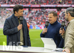 19.04.2026, Fussball Bundesliga 2025/2026, 30.Spieltag, FC Bayern München - VfB Stuttgart, in der Allianz-Arena München, v.li: Michael Ballack und Sportvorstand Max Eberl (Bayern München) am DAZN Mikrofon.