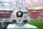 22.04.2026, Fussball DFB-Pokal  2025/2026 Halbfinale, Bayer Leverkusen - FC Bayern München, in der BayArena Leverkusen. Spielball DFB-Pokal, 