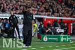 22.04.2026, Fussball DFB-Pokal  2025/2026 Halbfinale, Bayer Leverkusen - FC Bayern München, in der BayArena Leverkusen. Trainer Vincent Kompany (FC Bayern München) 