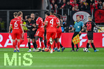 22.04.2026, Fussball DFB-Pokal  2025/2026 Halbfinale, Bayer Leverkusen - FC Bayern München, in der BayArena Leverkusen. Rudelbildung