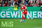 22.04.2026, Fussball DFB-Pokal  2025/2026 Halbfinale, Bayer Leverkusen - FC Bayern München, in der BayArena Leverkusen. Josip Stanisic (FC Bayern München)  